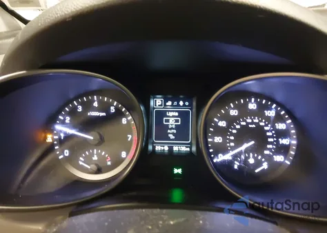 2017 Hyundai Santa Fe Se z USA, uszkodzony, nr VIN KM8SMDHF9HU170466